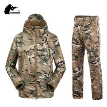 Load image into Gallery viewer, Military TAD Camouflage Shark Skin Soft Shell Tactical Suits Winter Autumn Waterproof Fleece Combat Gear Men clothing suit BF05