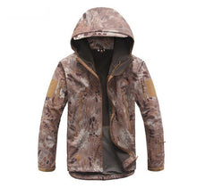 Load image into Gallery viewer, Lurker Shark Skin Softshell Military Tactical Jacket Men Waterproof Coat Camouflage Hooded Jacket Army Camo Windbreakers